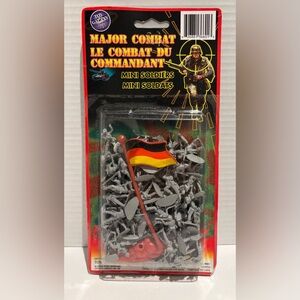 Vintage 1980’s Mini Soldiers 1 INCH figures - 4” Flags 🇩🇪 & 🇯🇵 New Dioramas